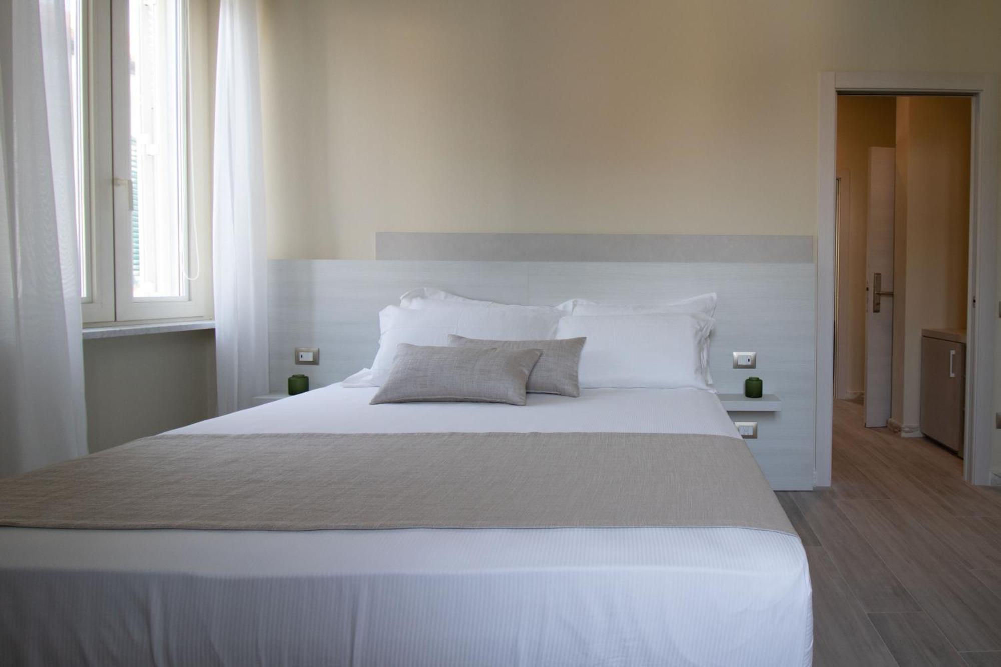 Doride Suites Boutique Hotel Marina Di Carrara Exterior foto